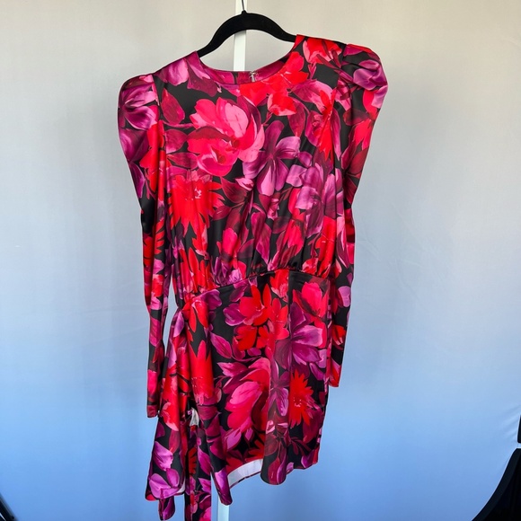 Revolve N.B.D Levigne Mini Dress Dark Floral print size SMALL - Picture 4 of 14